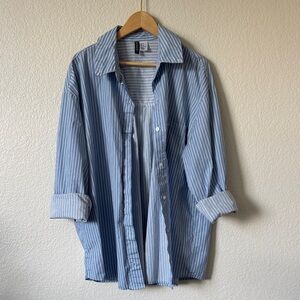 H&M Blue Striped Women’s oversized button up Shirt Size Medium